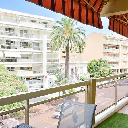 Apartment Palm With Terrace 150m From Beaches Cannes